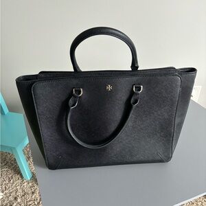 EUC Tory Burch Robinson Purse